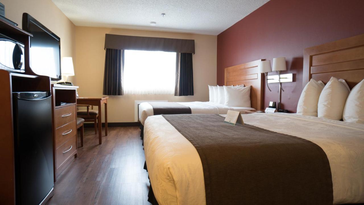 Quality Inn & Suites Саскатун Экстерьер фото