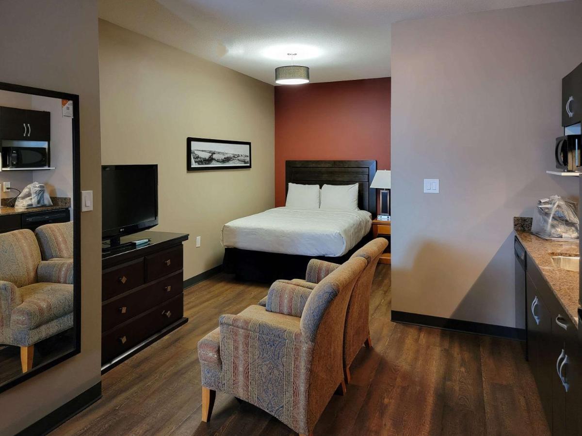 Quality Inn & Suites Саскатун Экстерьер фото